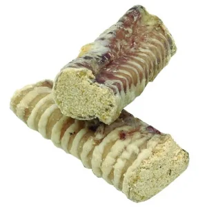 Snack traquea de ternera ahumada rellena